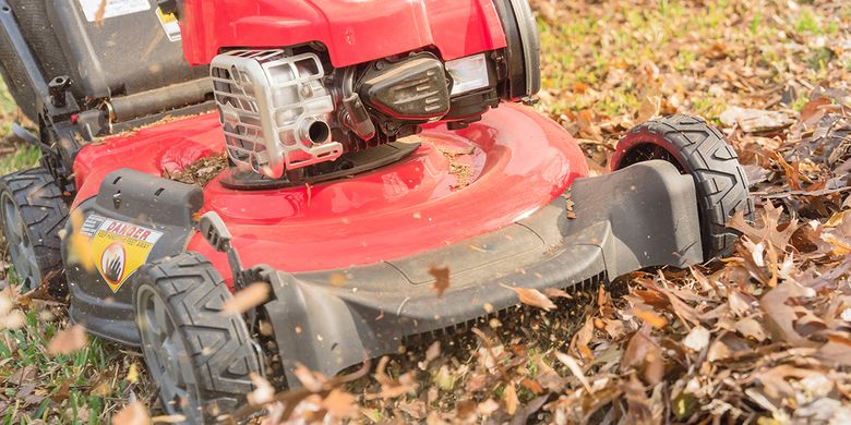A mulching petrol mower