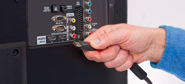 Plugging cable into tv